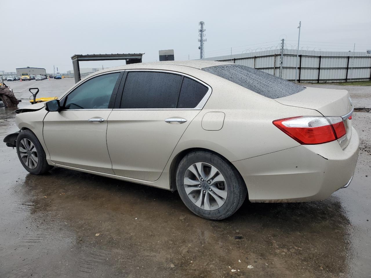 2014 HONDA ACCORD LX - Фото 2
