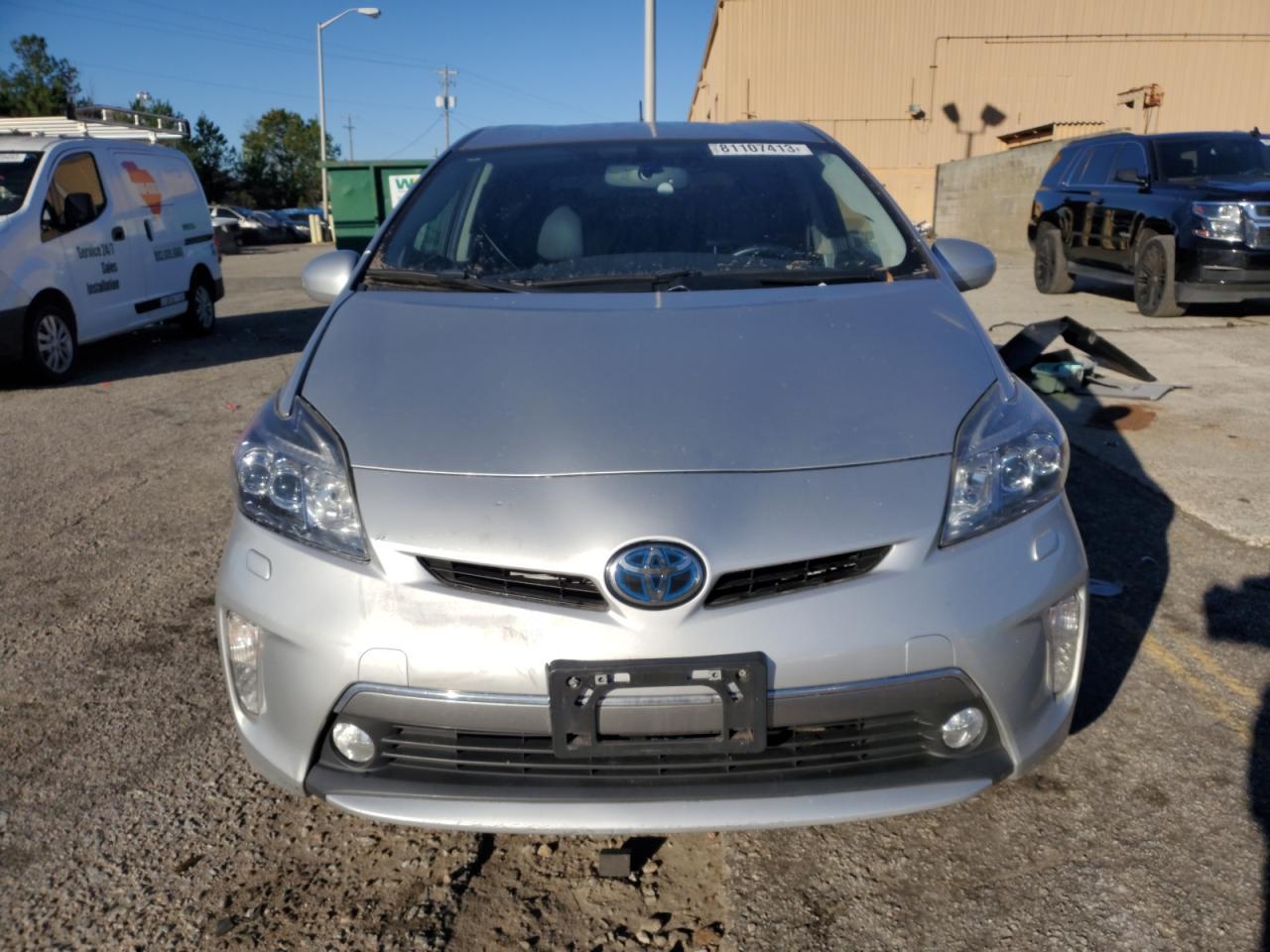 2013 TOYOTA PRIUS PLUG - Image 5