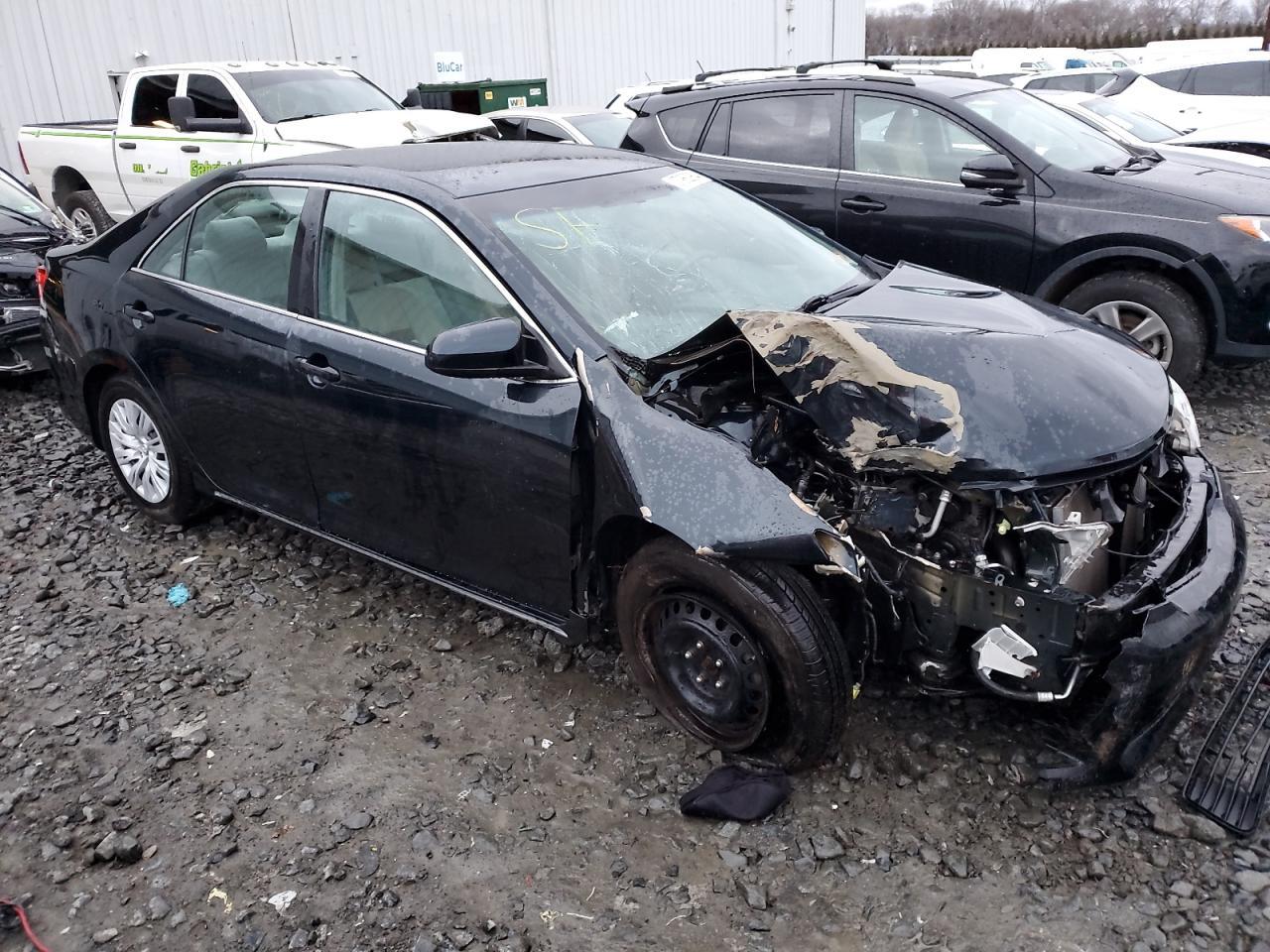 2013 TOYOTA CAMRY L - Фото 4