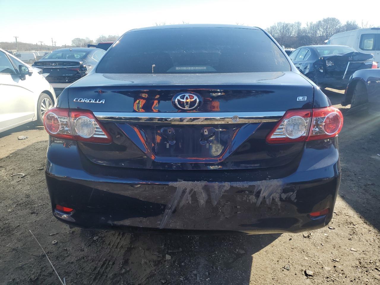 2013 TOYOTA COROLLA BA - Фото 6