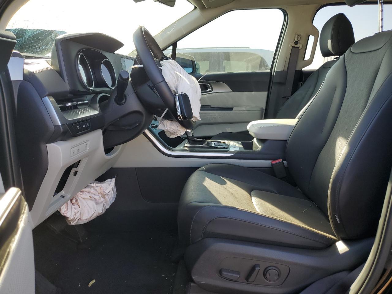 2024 KIA CARNIVAL L - Фото 7