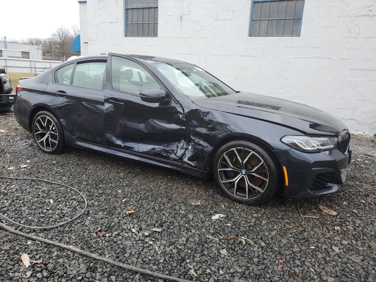 2021 BMW 540 XI - Image 4