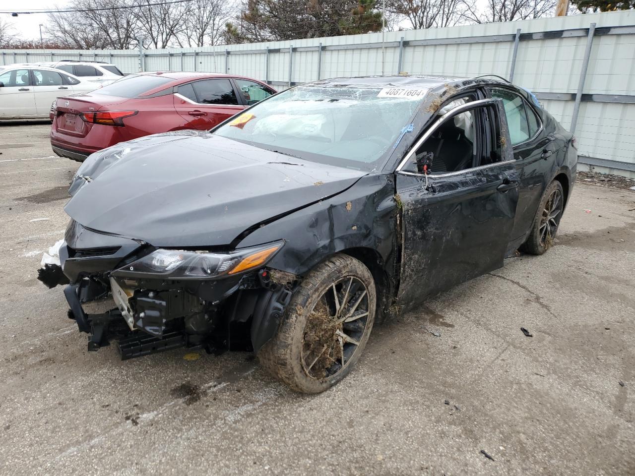 2021 TOYOTA CAMRY SE