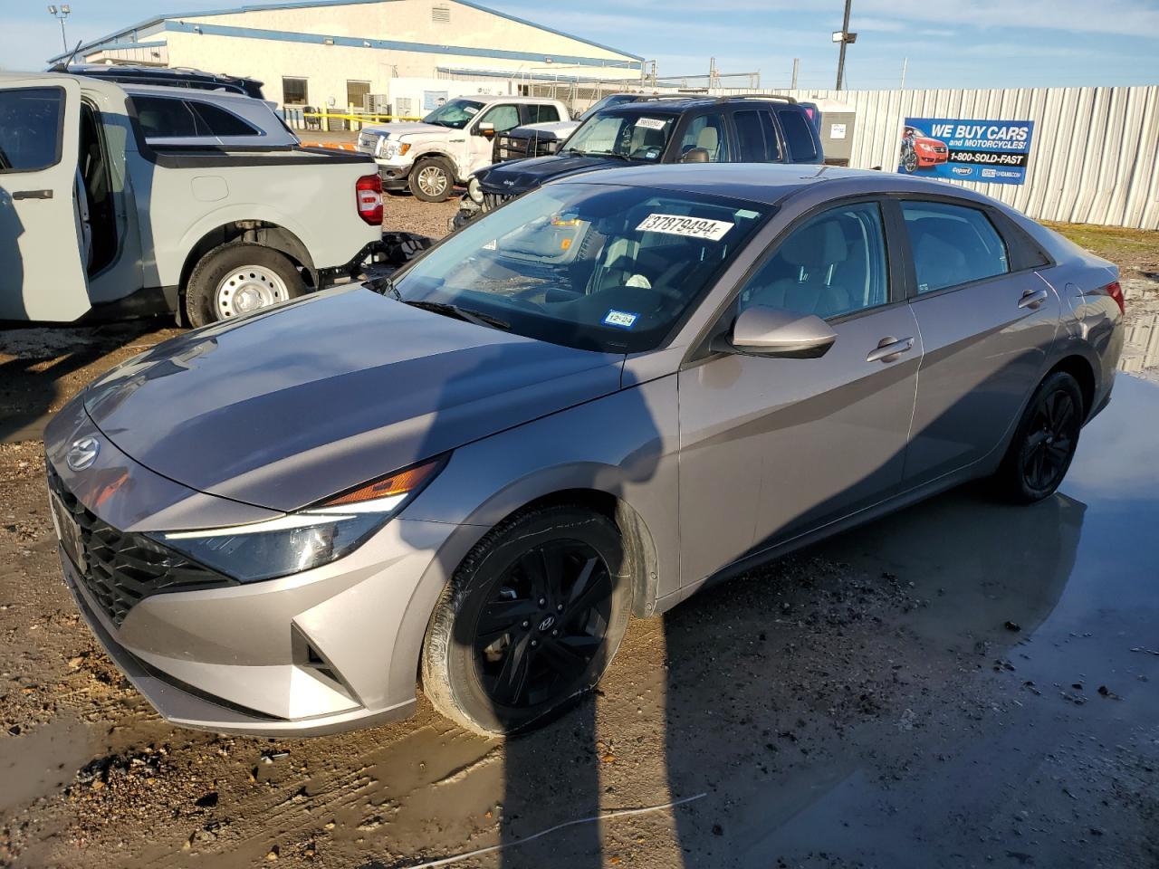 2023 HYUNDAI ELANTRA SE