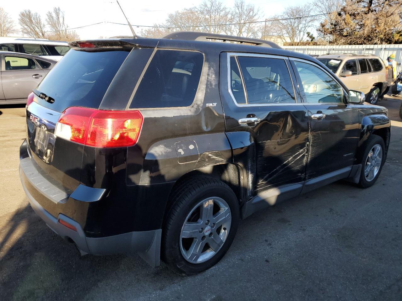 2012 GMC TERRAIN SL - Image 3