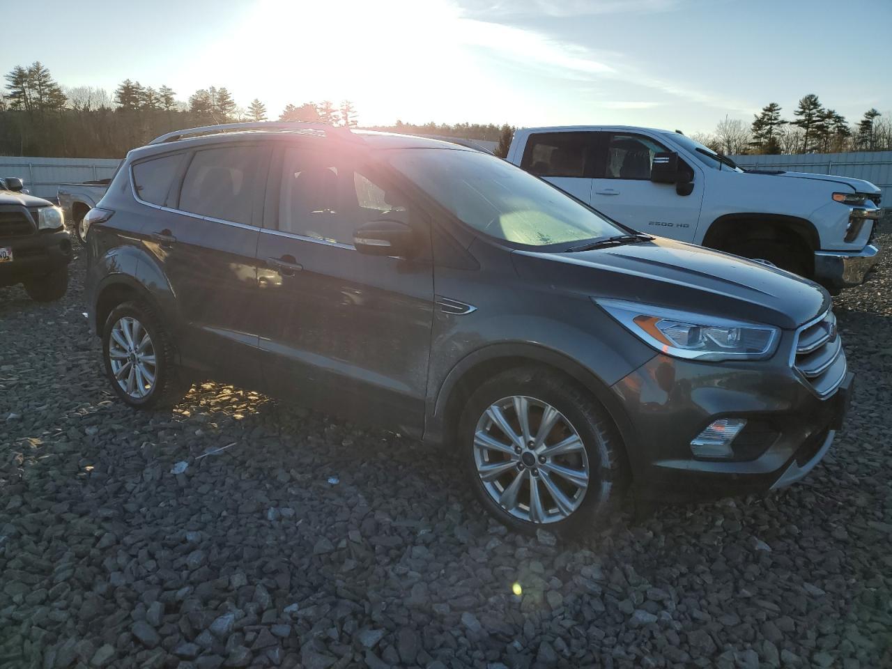 2017 FORD ESCAPE TIT - Image 4