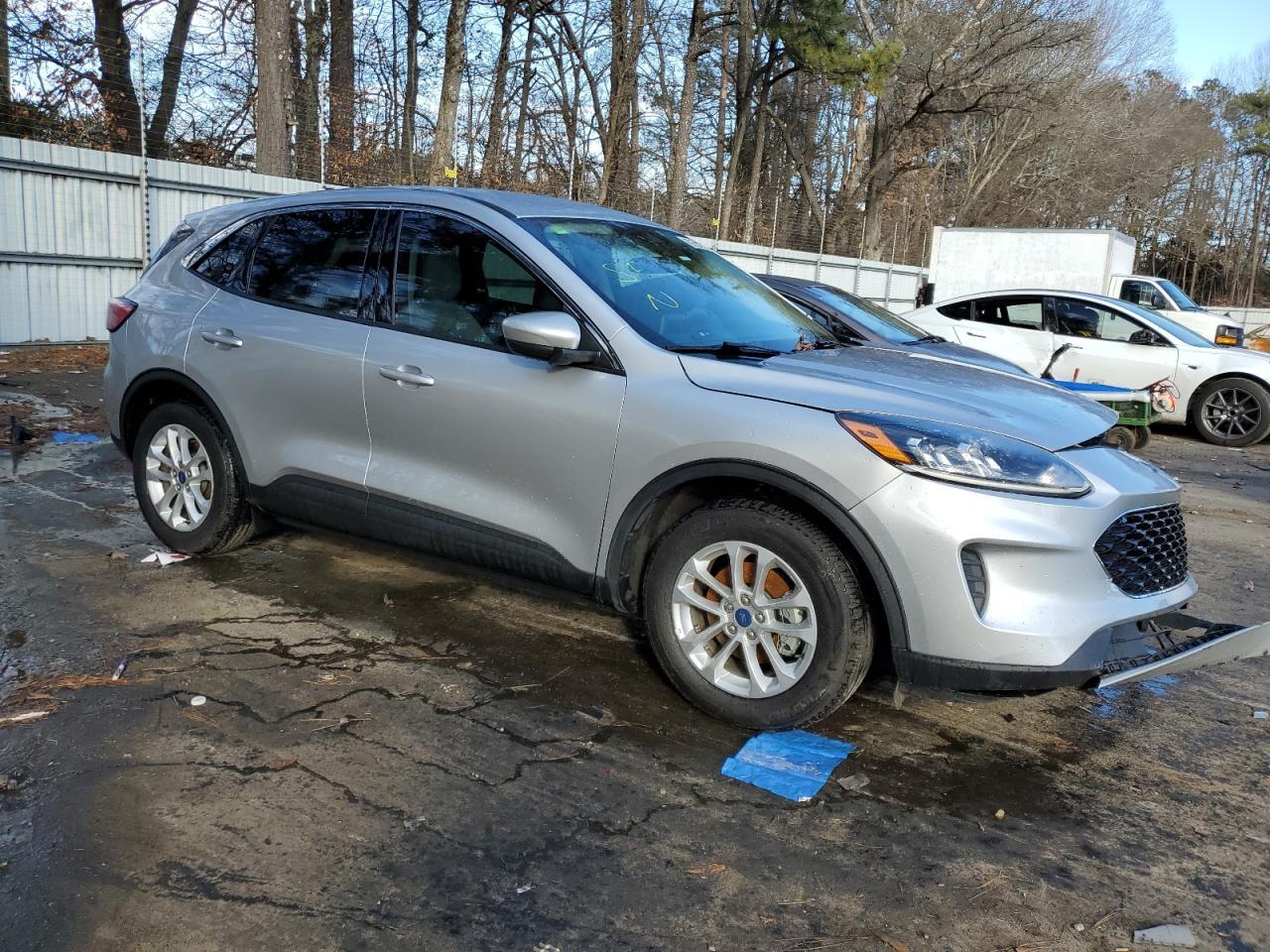 2020 FORD ESCAPE SE - Image 4