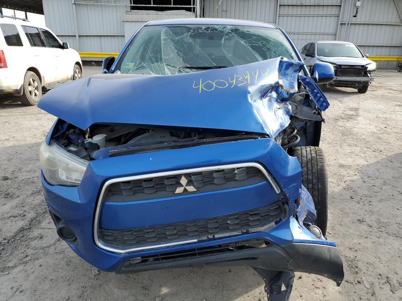 2015 MITSUBISHI OUTLANDER - Фото 5