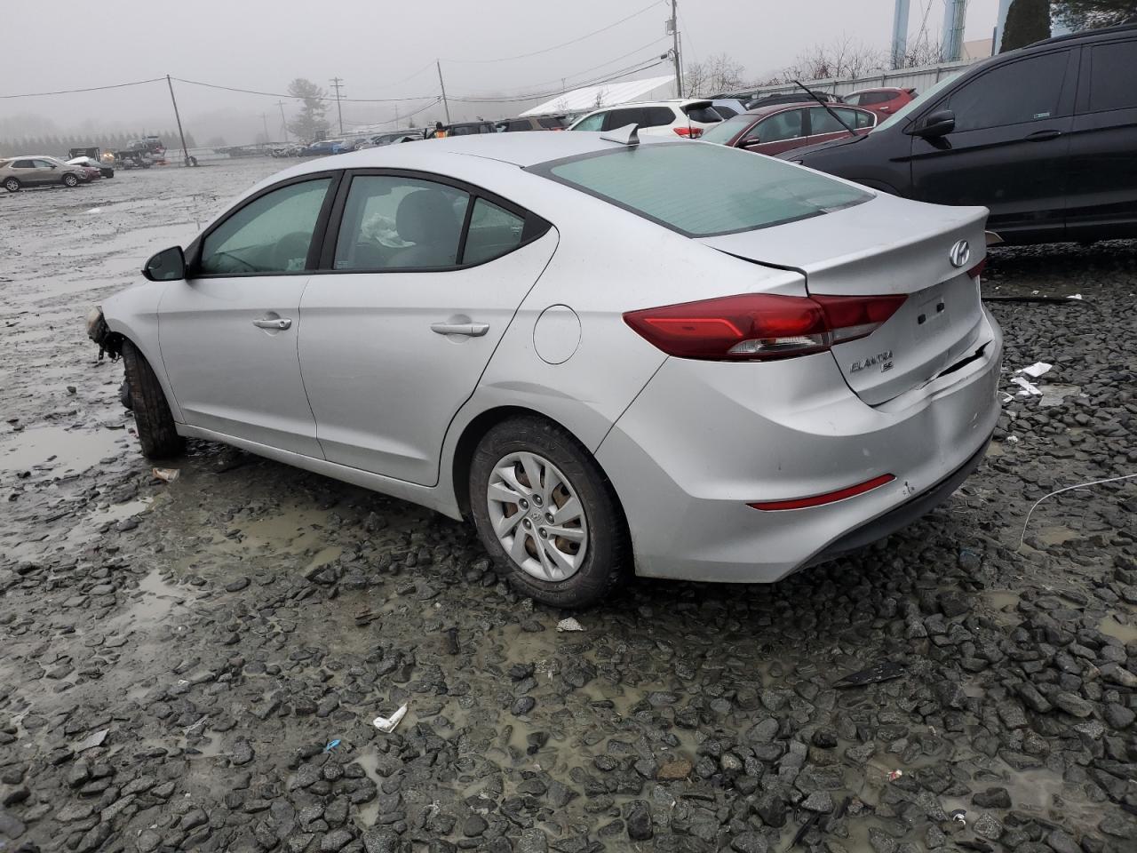 2017 HYUNDAI ELANTRA SE - Image 2