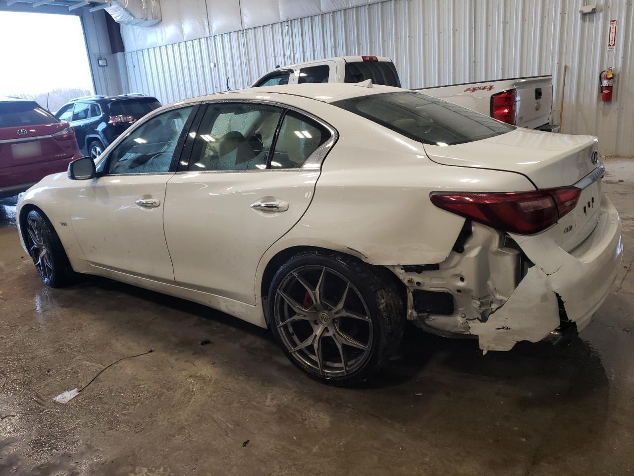 2019 INFINITI Q50 LUXE - Фото 2