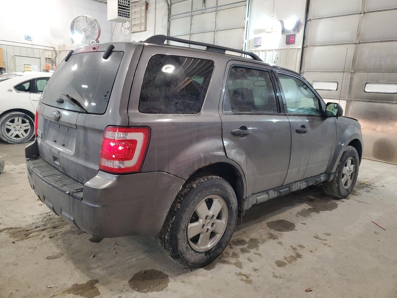 2012 FORD ESCAPE XLT - Image 3