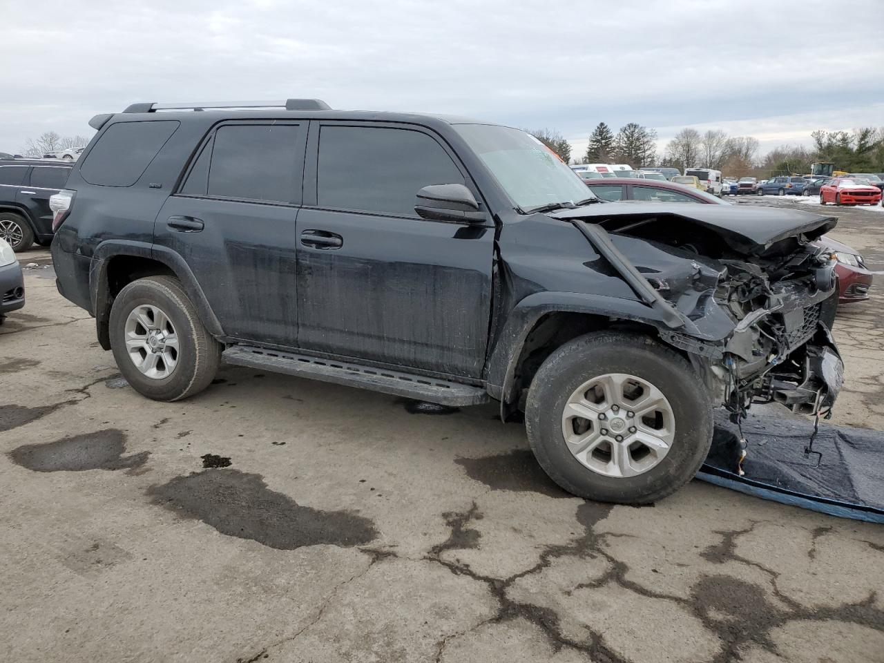2022 TOYOTA 4RUNNER SR - Image 4