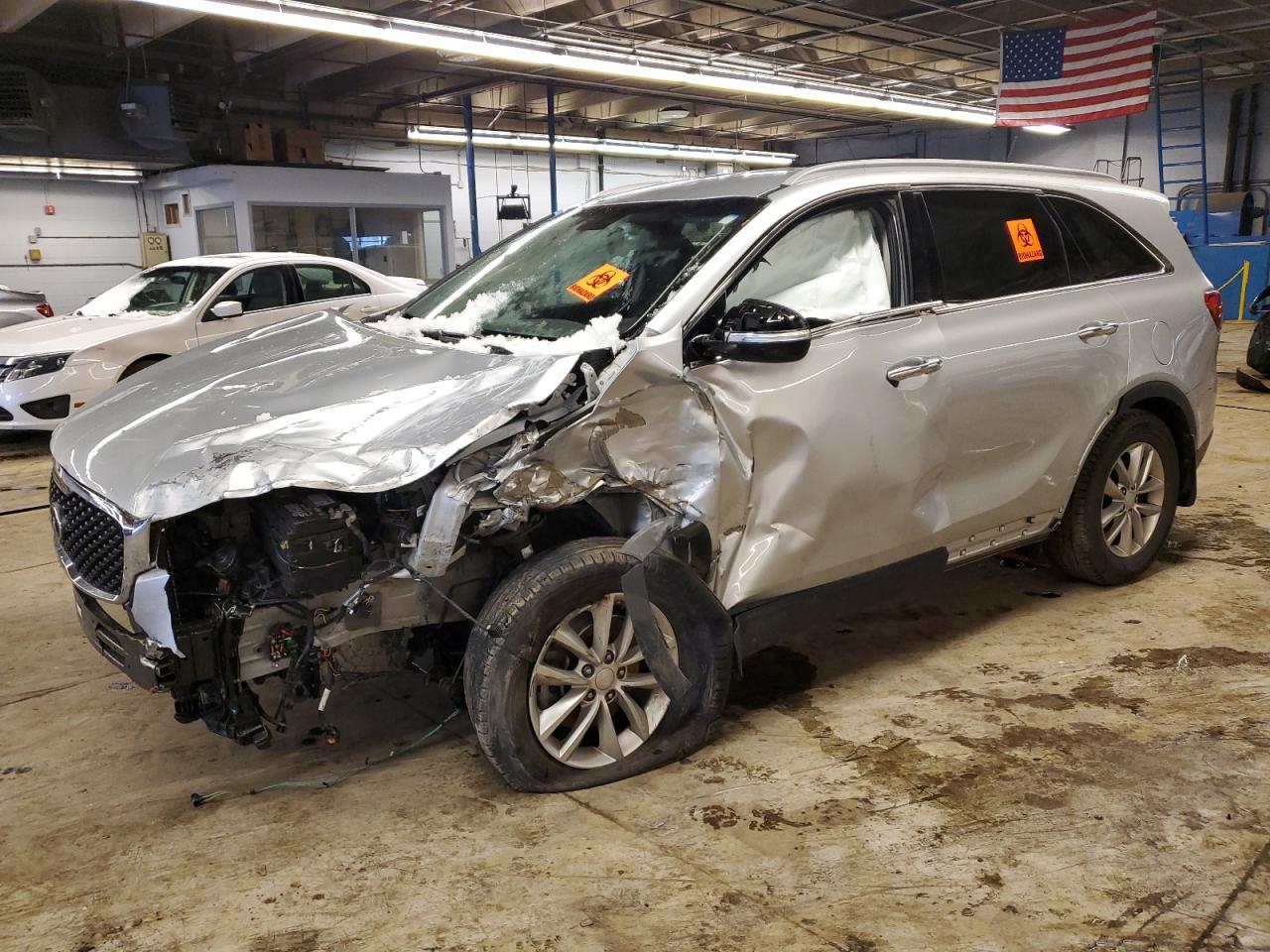 2017 KIA SORENTO LX