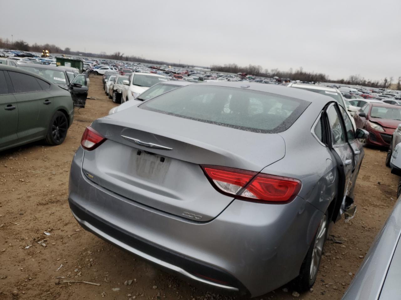 2015 CHRYSLER 200 LIMITE - Image 3