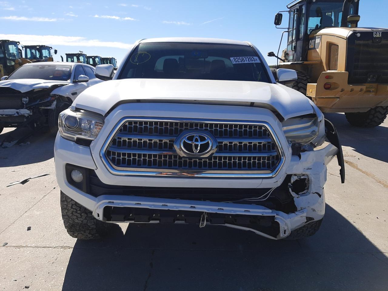 2017 TOYOTA TACOMA DOU - Image 5