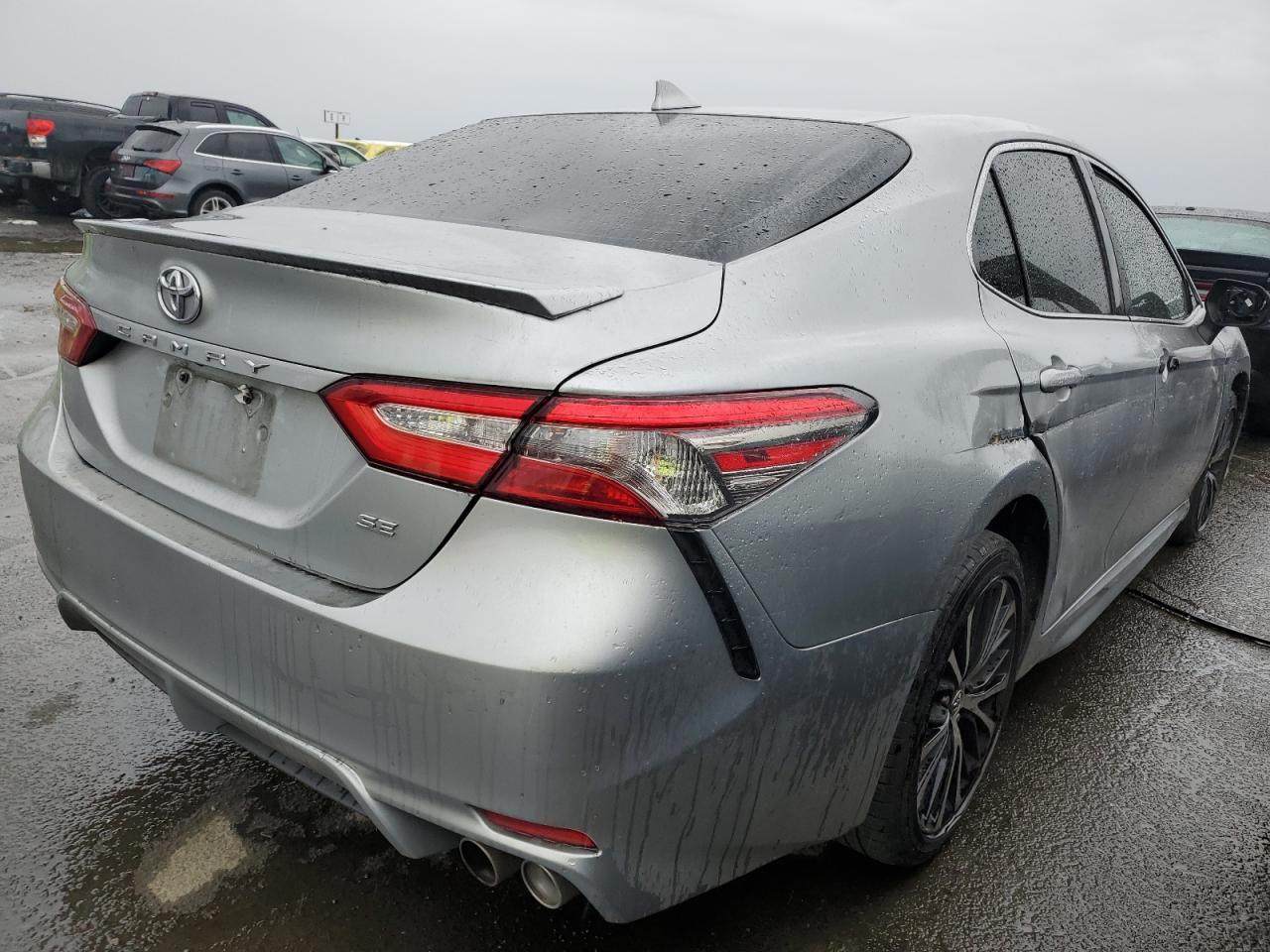 2019 TOYOTA CAMRY L - Image 3