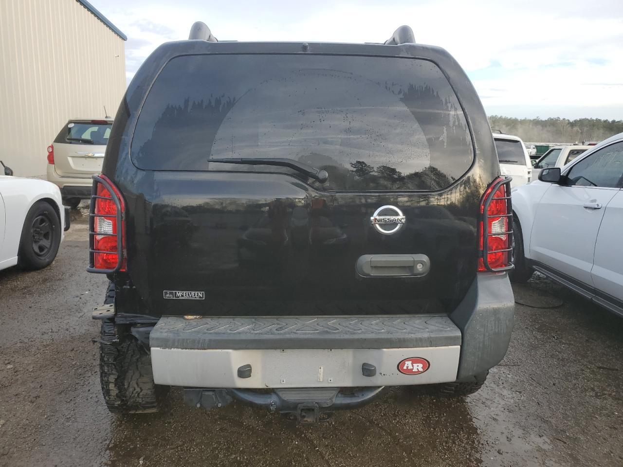 2014 NISSAN XTERRA X - Image 6