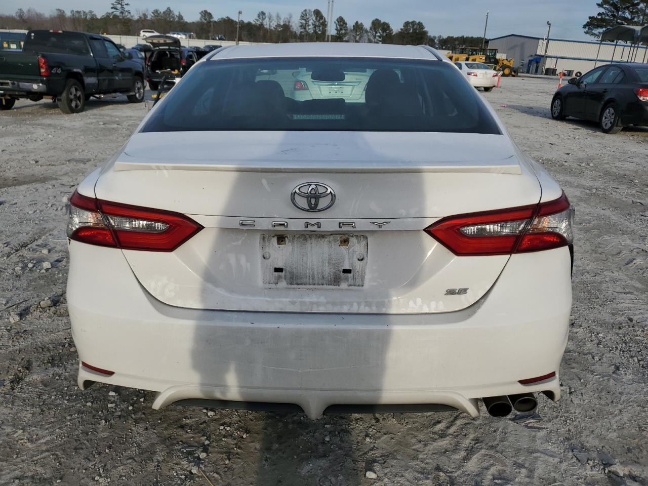 2018 TOYOTA CAMRY L - Фото 6