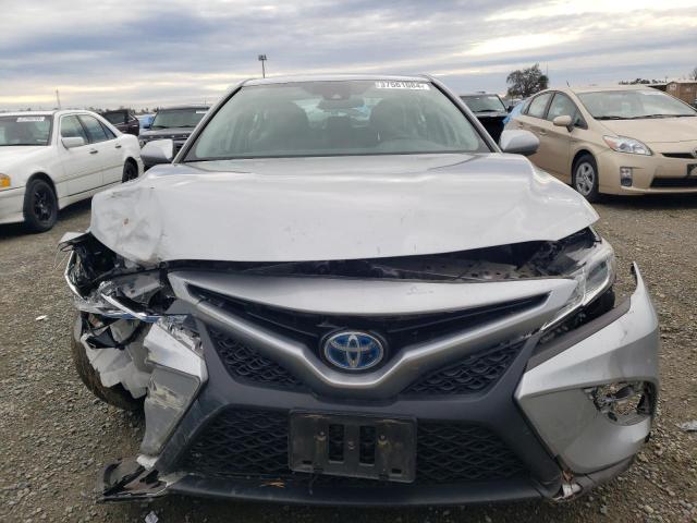 2020 Toyota Camry Se - Фото 5