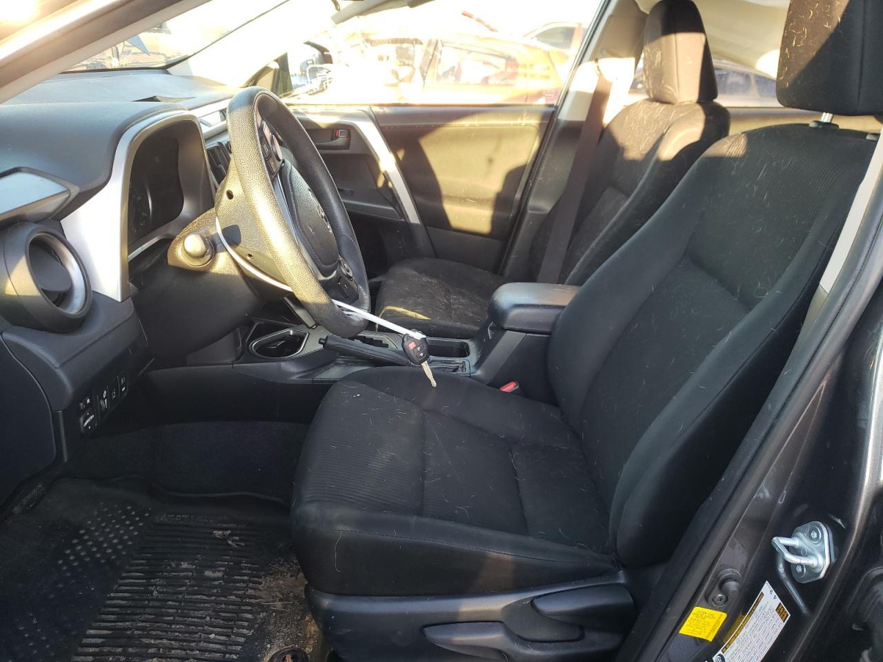 2018 TOYOTA RAV4 LE - Фото 7