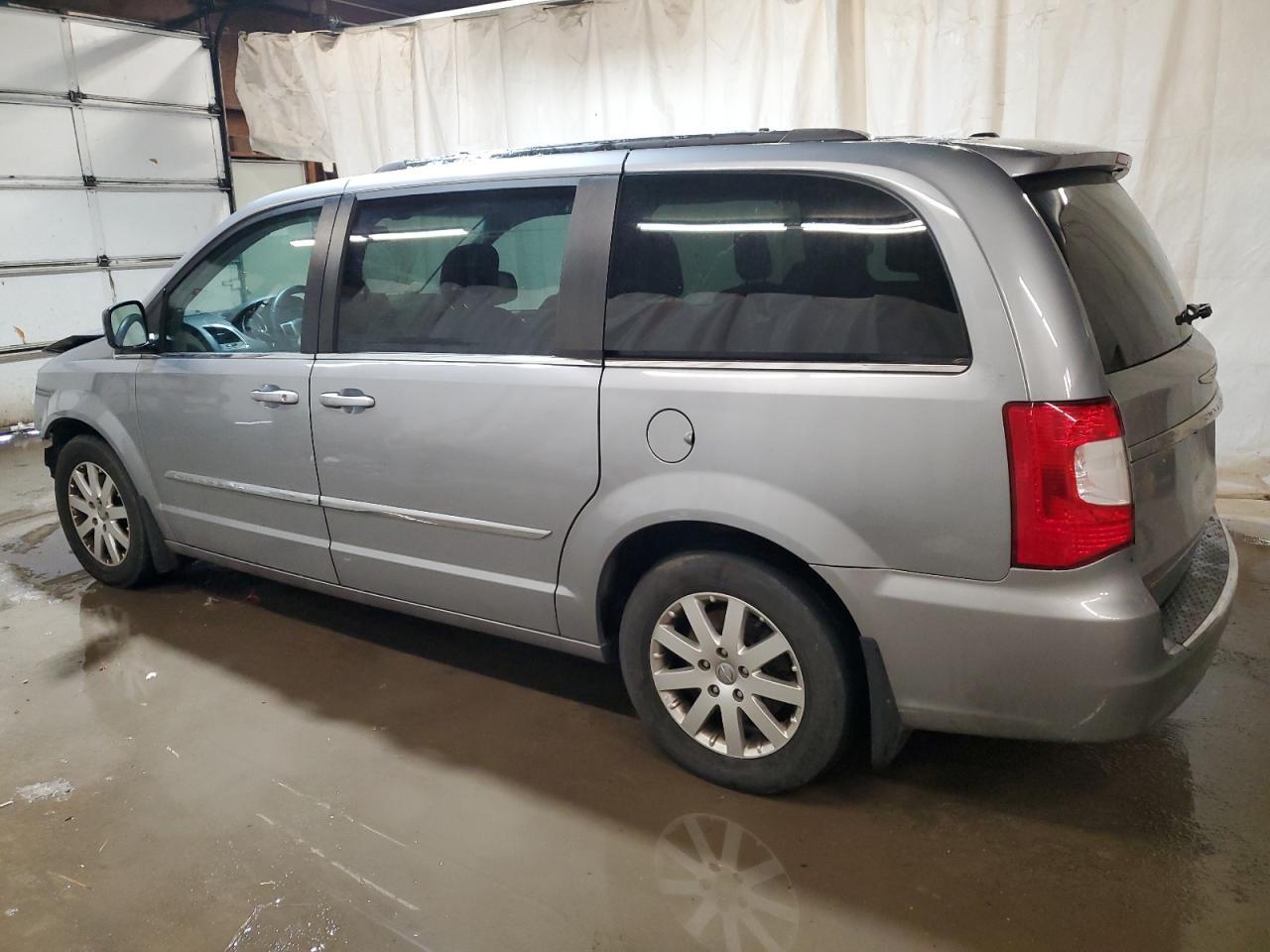 2014 CHRYSLER TOWN & COU - Фото 2