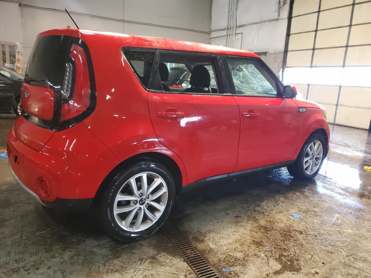 2017 KIA SOUL + - Фото 3