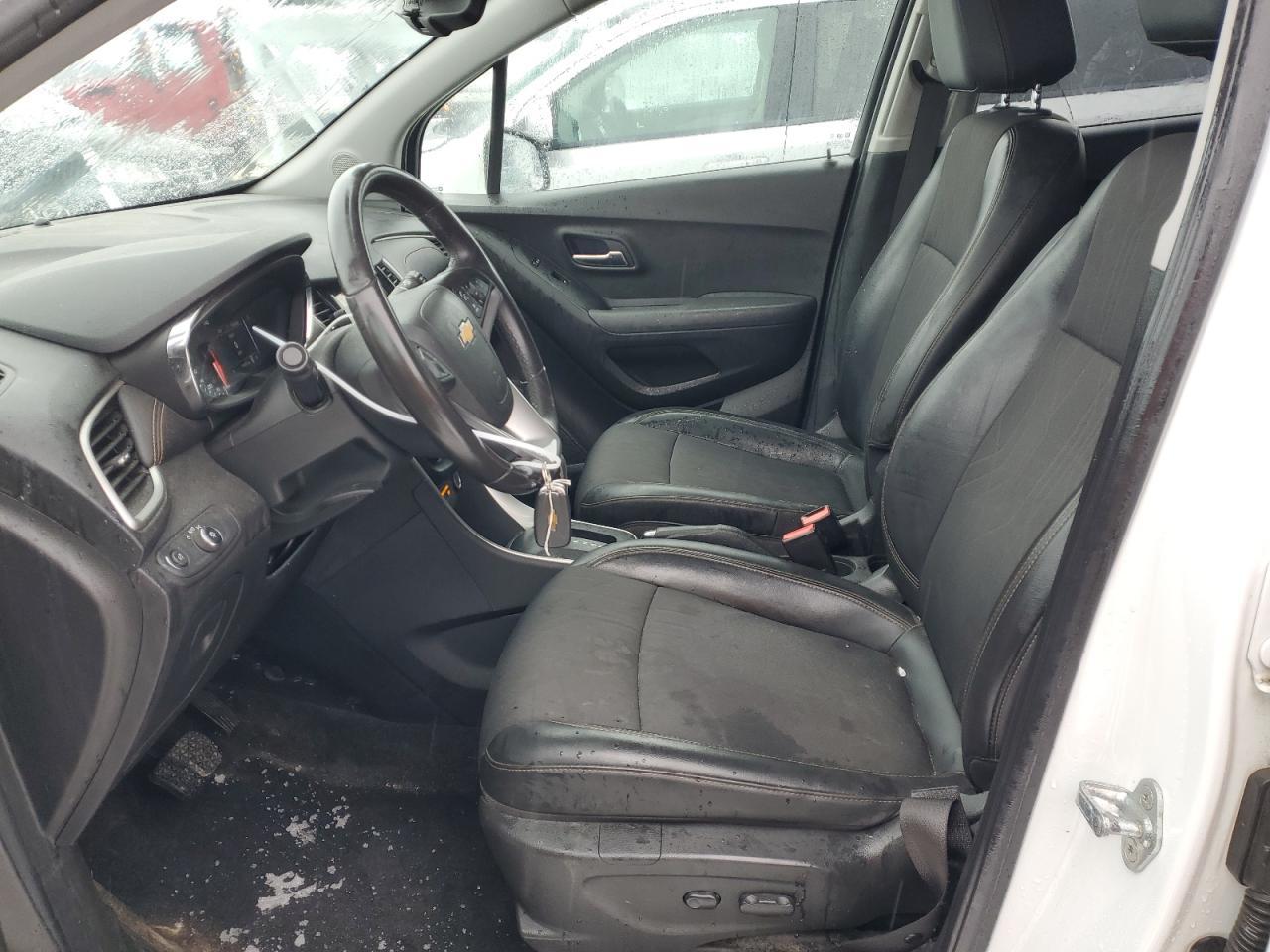 2018 CHEVROLET TRAX 1LT - Image 7