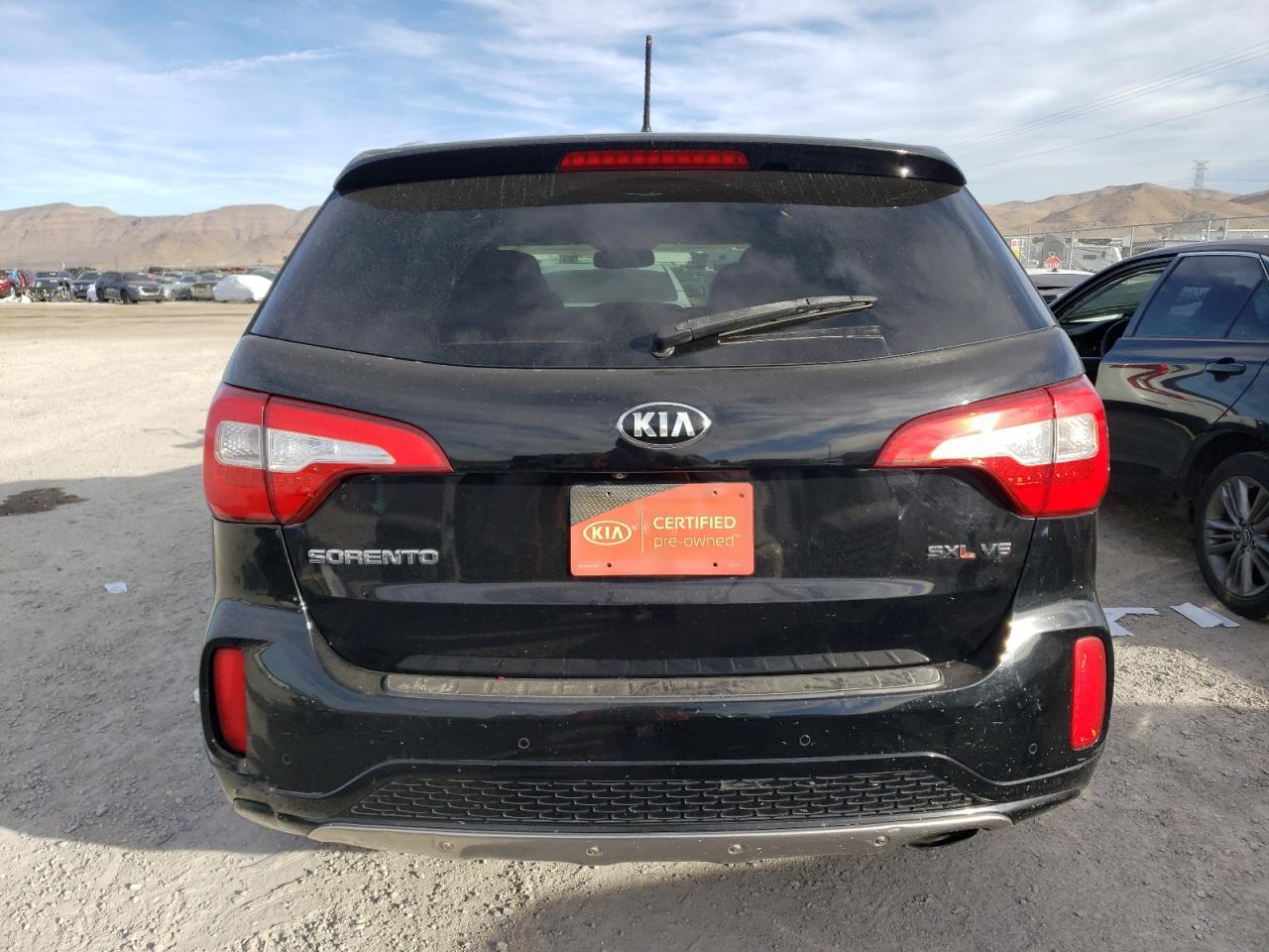 2015 KIA SORENTO SX - Image 6