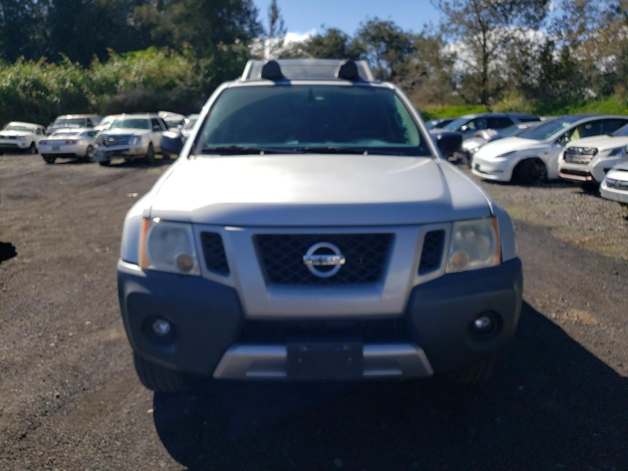 2015 NISSAN XTERRA X - Фото 5