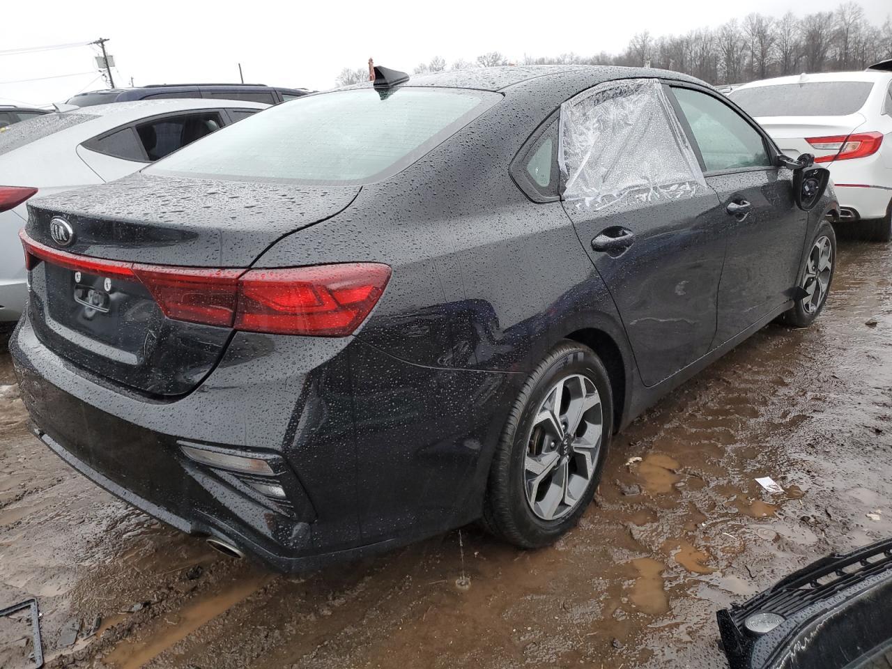 2020 KIA FORTE FE - Фото 3