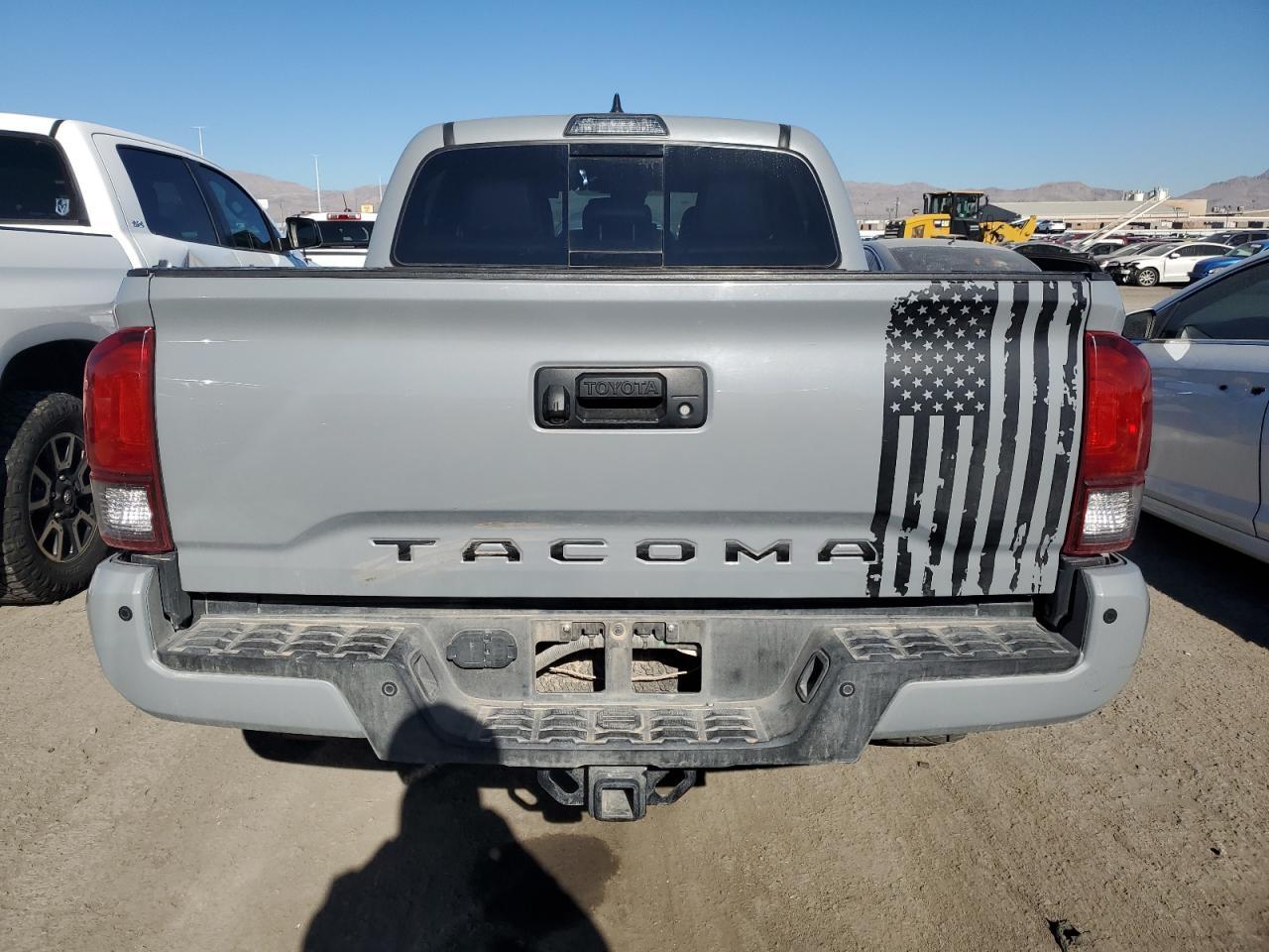 2019 TOYOTA TACOMA DOU - Фото 6