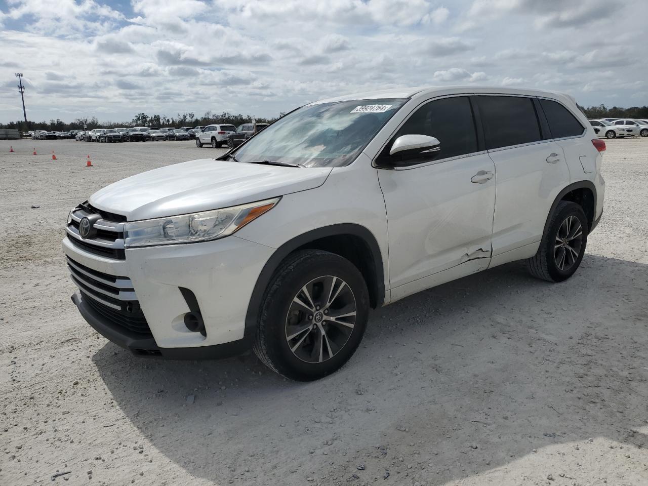2018 TOYOTA HIGHLANDER