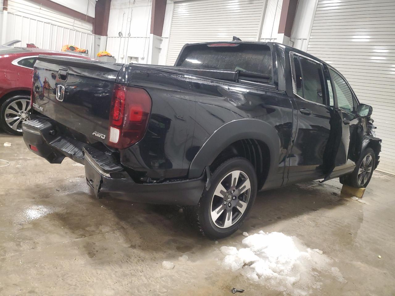 2018 HONDA RIDGELINE - Фото 3
