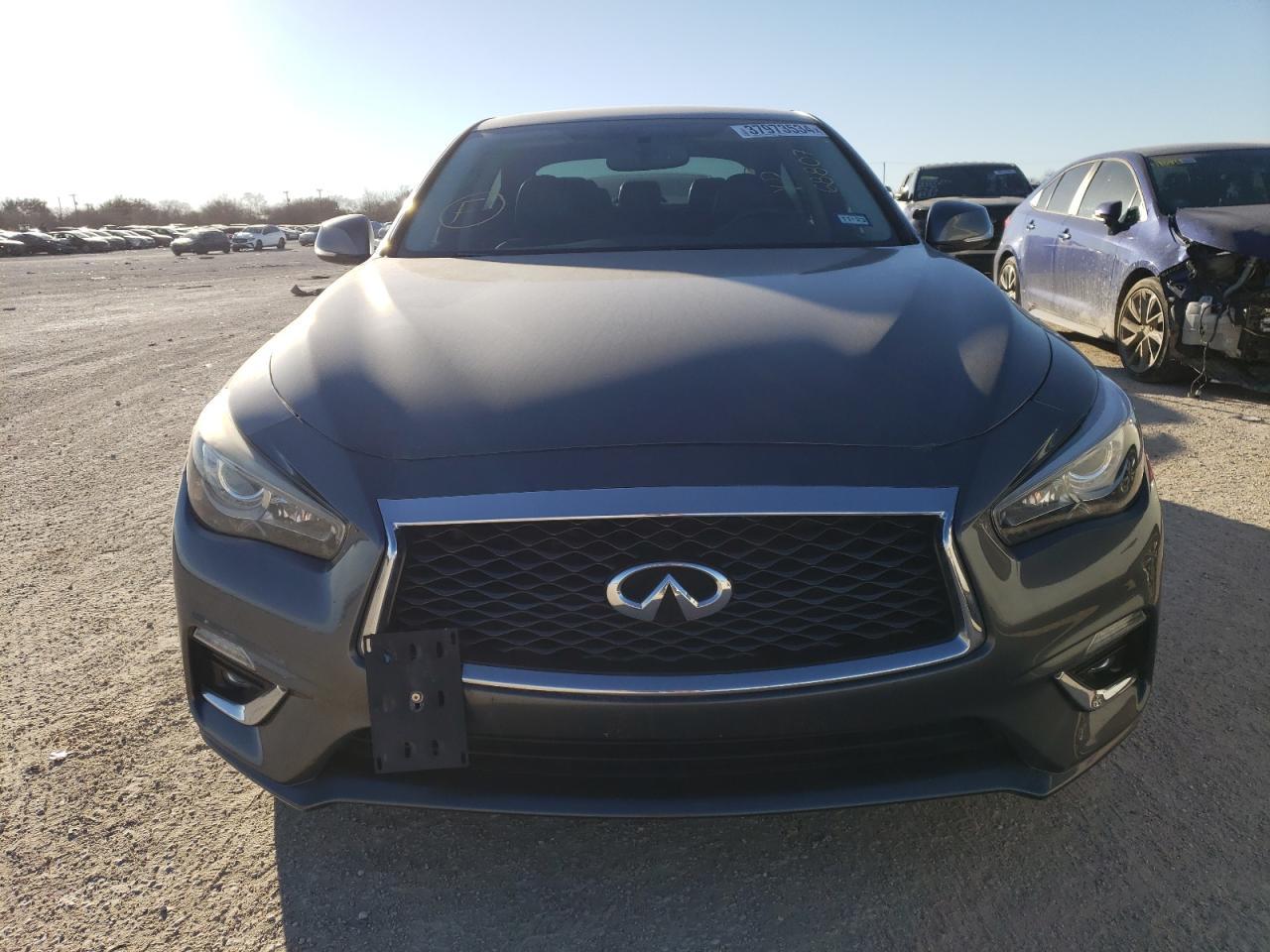 2018 INFINITI Q50 LUXE - Image 5