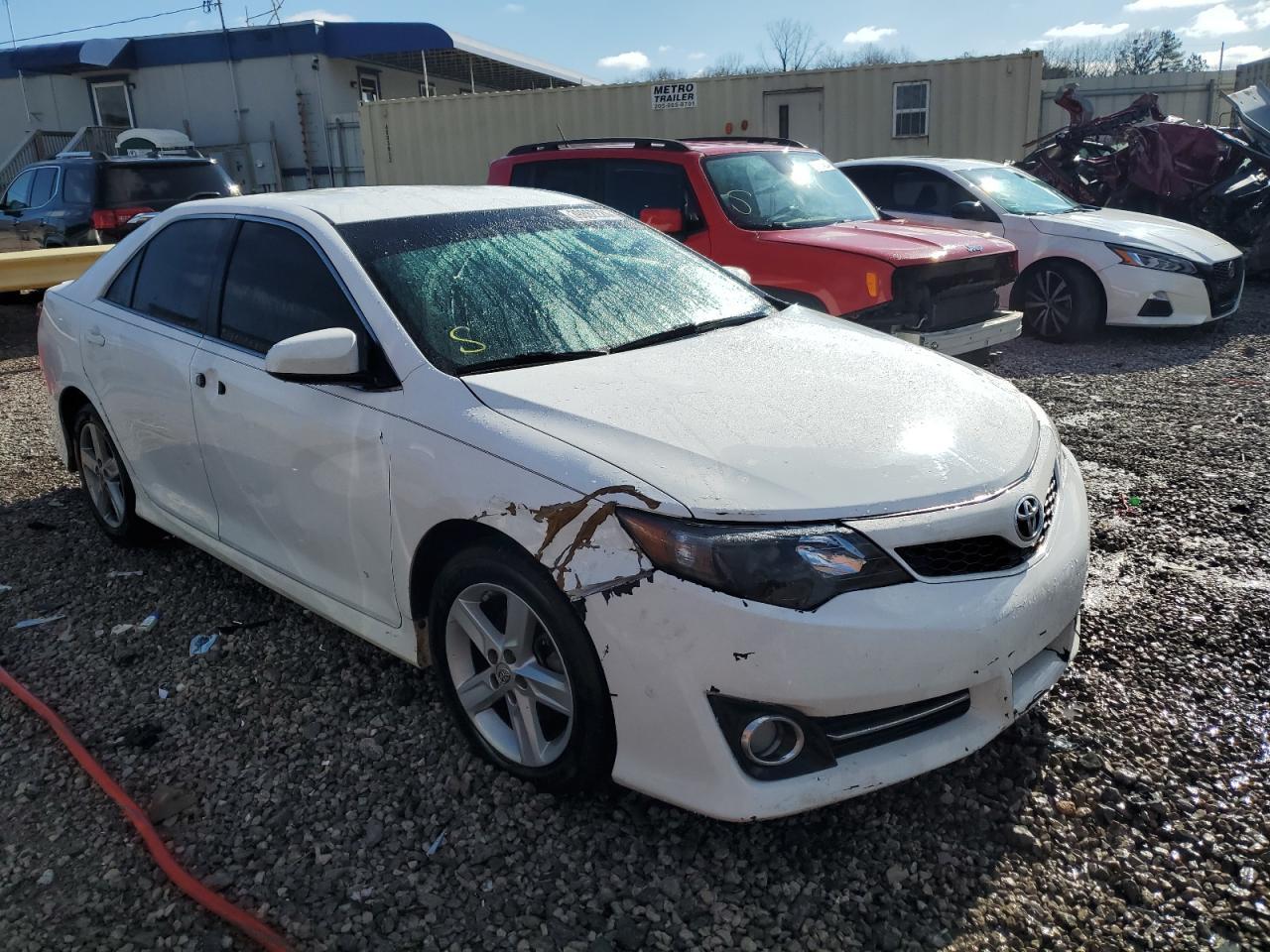 2012 TOYOTA CAMRY BASE - Фото 4