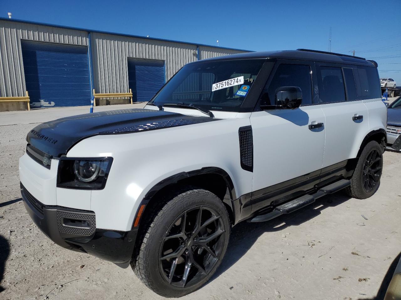 2022 LAND ROVER DEFENDER 1 car image