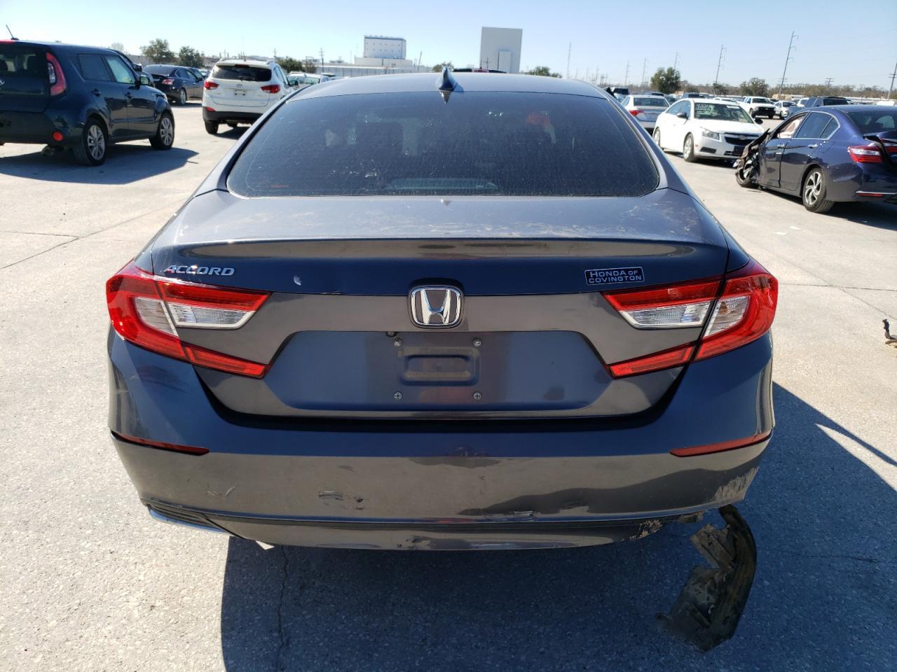 2018 HONDA ACCORD LX - Фото 6