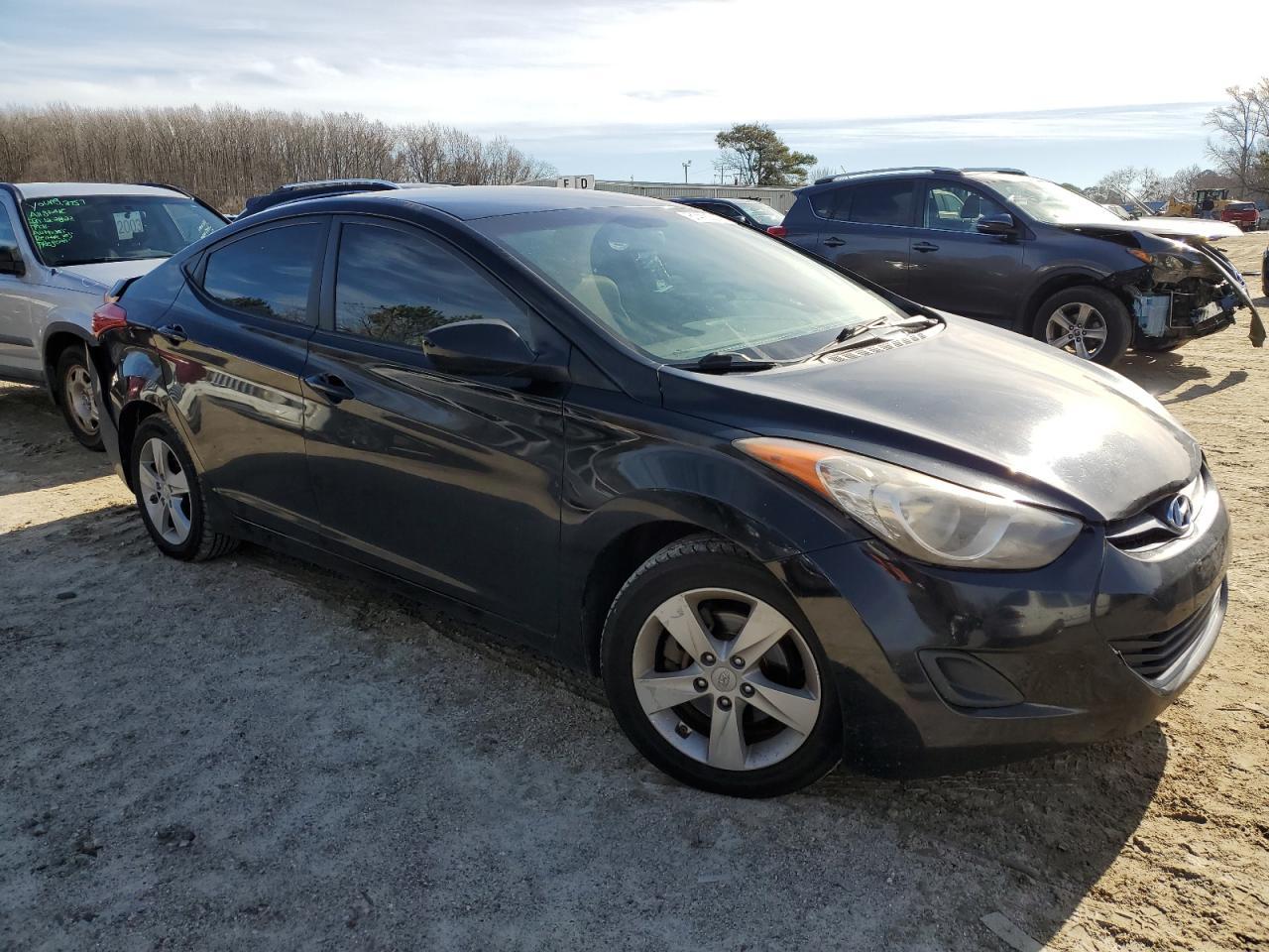 2011 HYUNDAI ELANTRA GL - Image 4