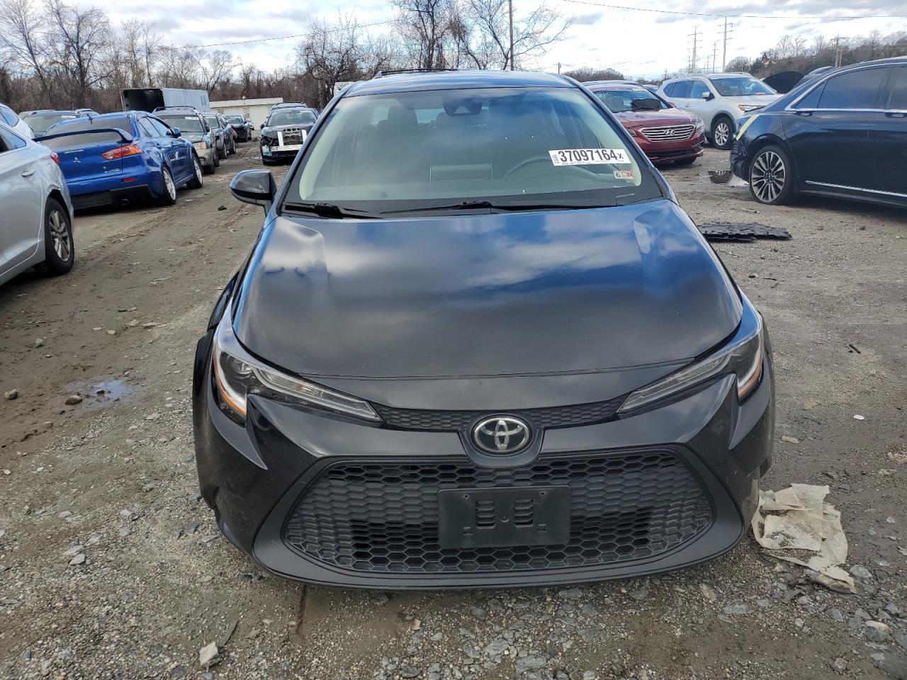 2021 TOYOTA COROLLA LE - Фото 5