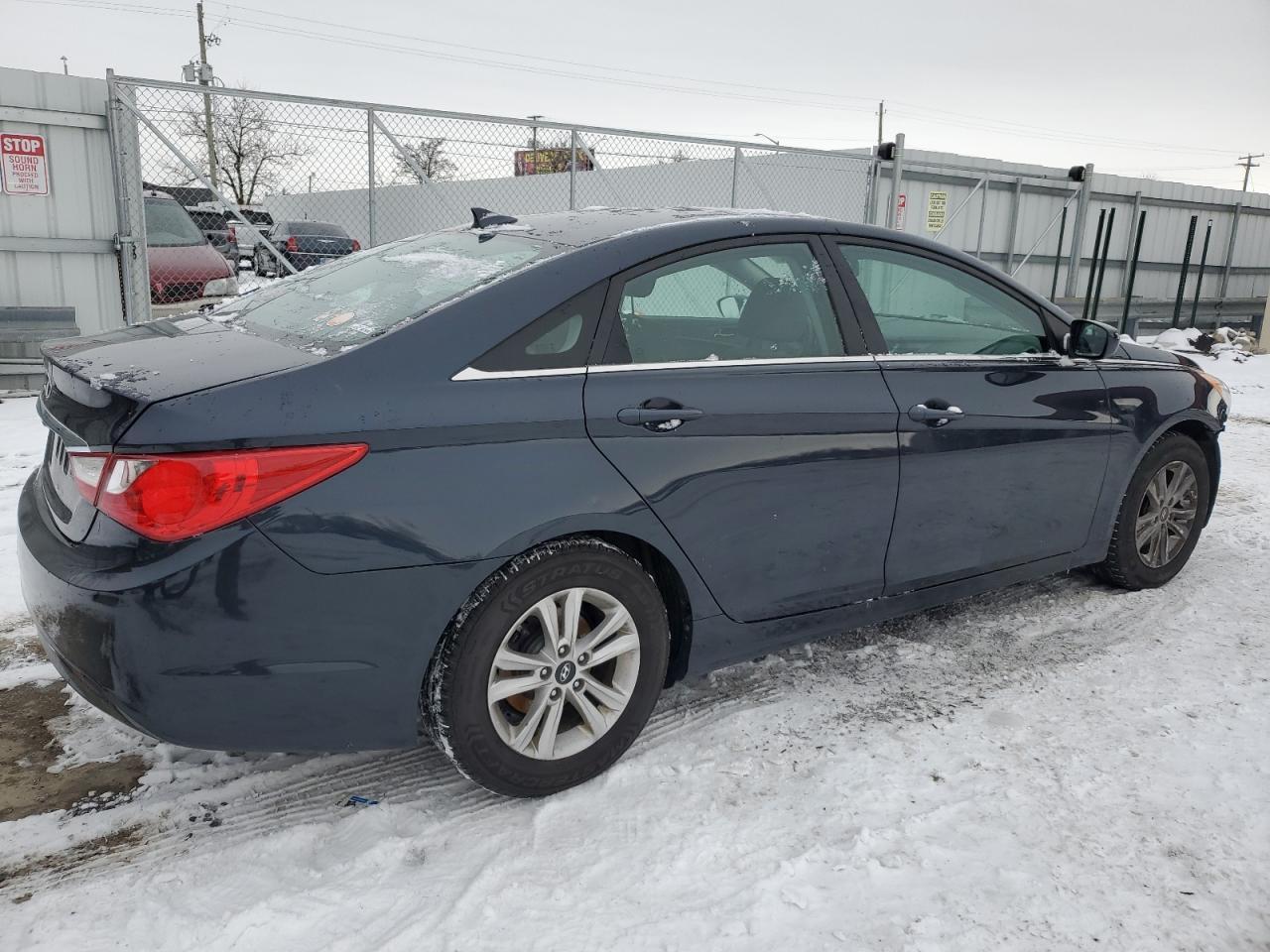 2013 HYUNDAI SONATA GLS - Фото 3
