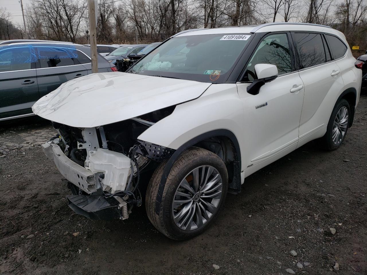 2021 TOYOTA HIGHLANDER car image