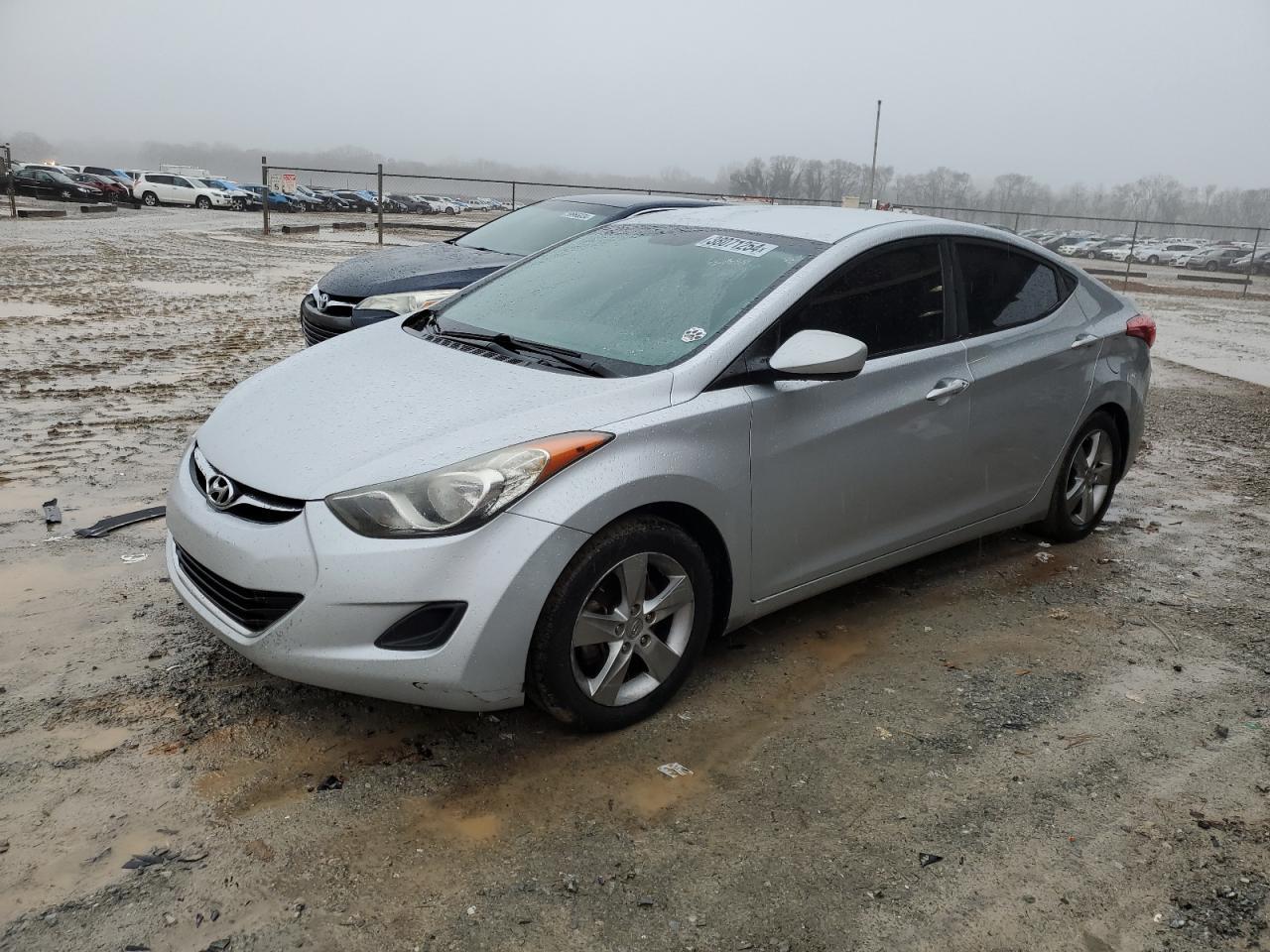 2013 HYUNDAI ELANTRA GL