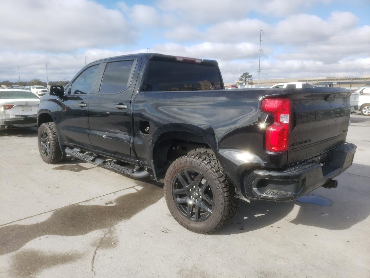 2021 CHEVROLET SILVERADO - Фото 2