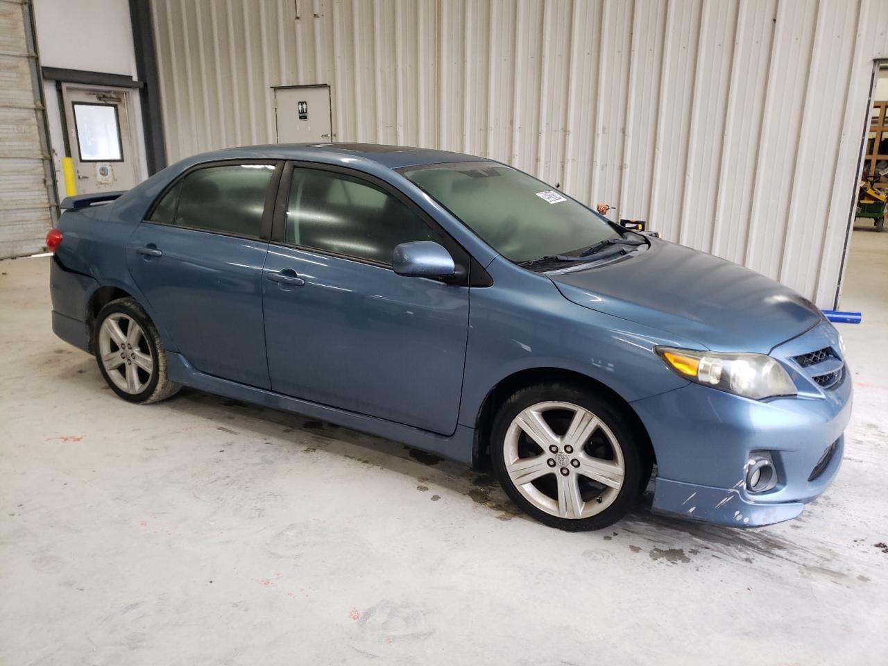 2013 TOYOTA COROLLA BA - Фото 4