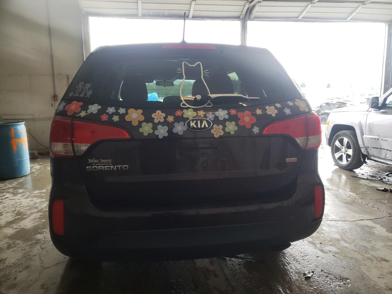 2015 KIA SORENTO LX - Image 6