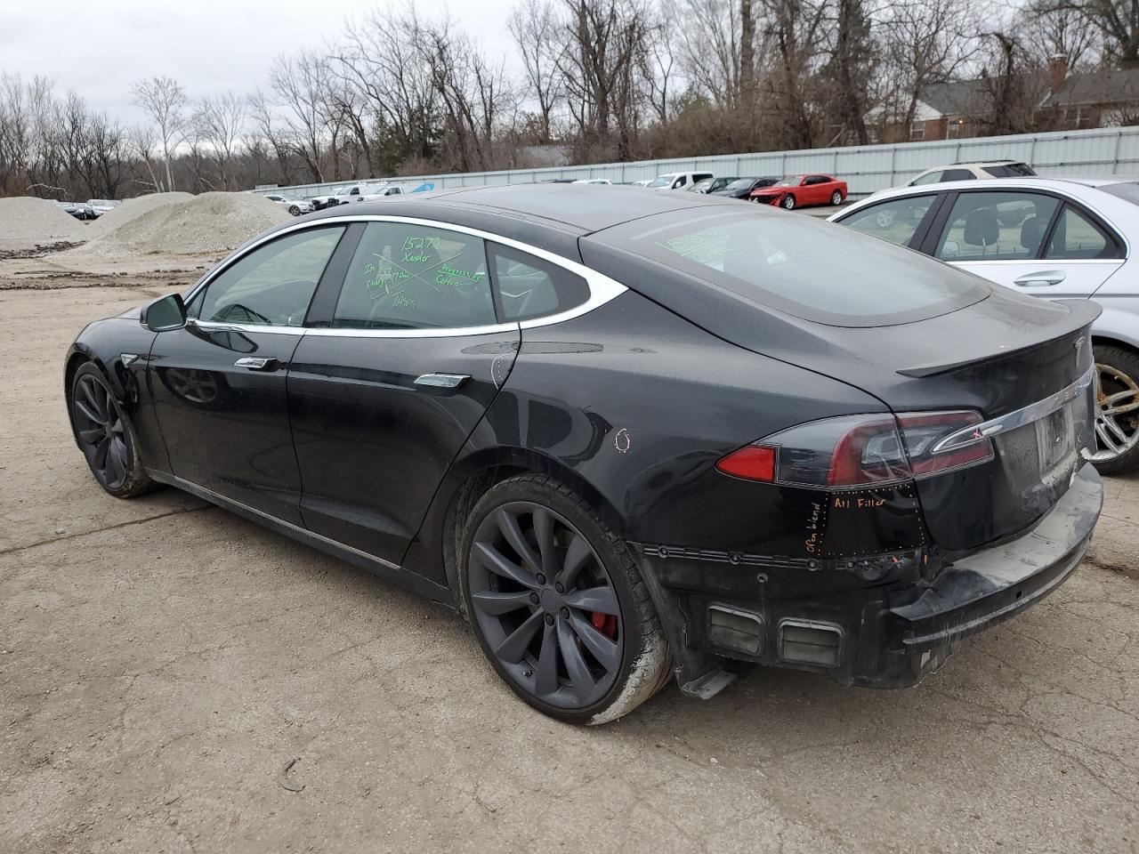 2015 TESLA MODEL S P8 - Image 2