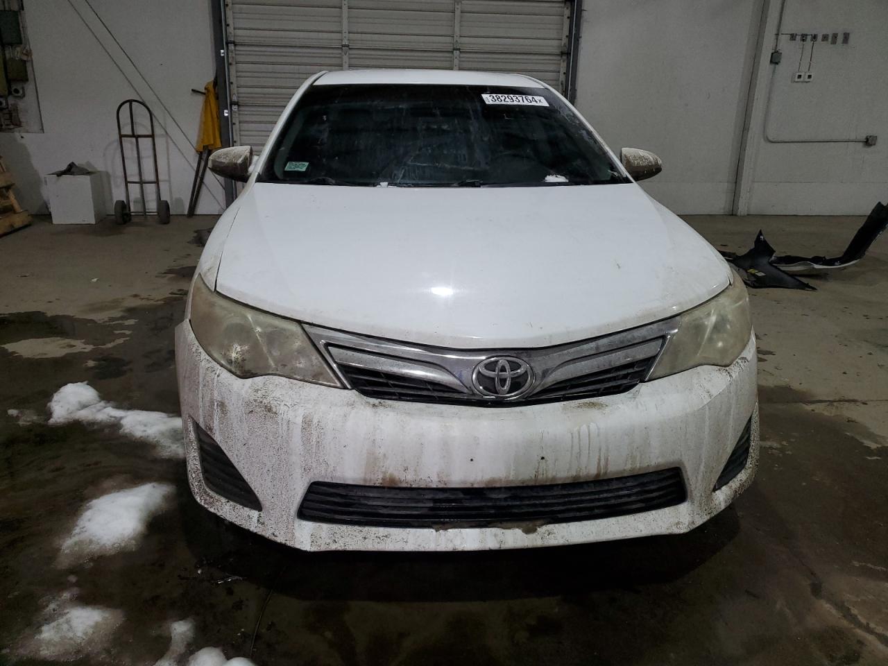 2013 TOYOTA CAMRY L - Image 5