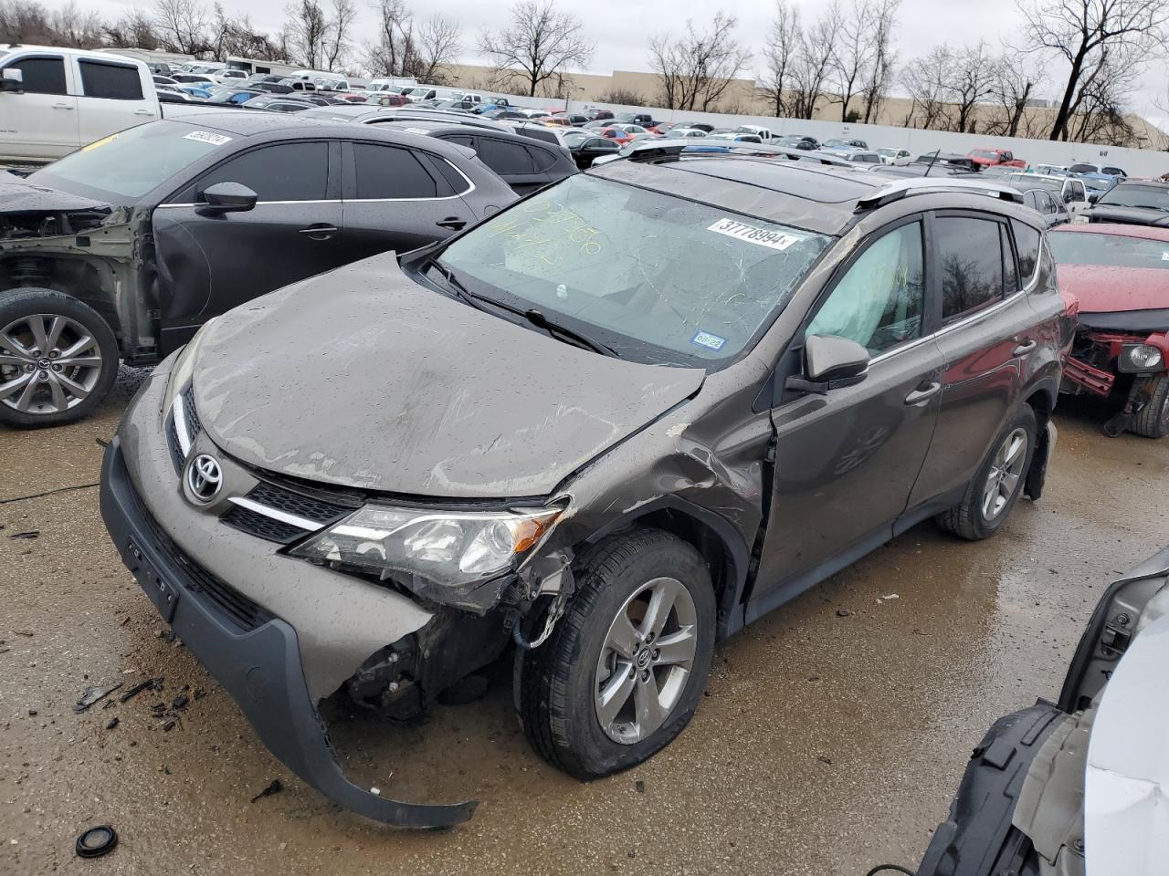 2015 TOYOTA RAV4 XLE
