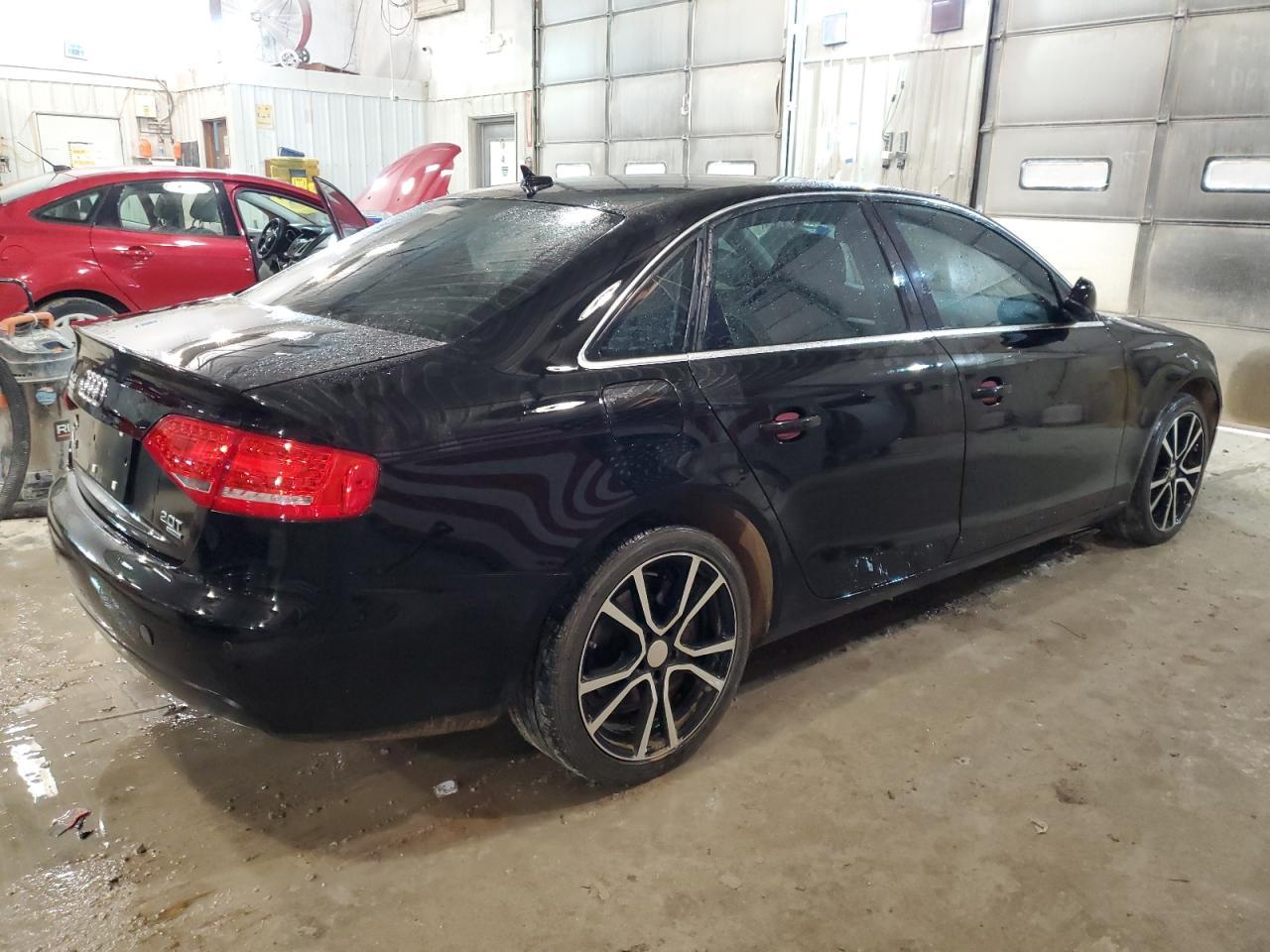 2011 AUDI A4 PREMIUM - Фото 3