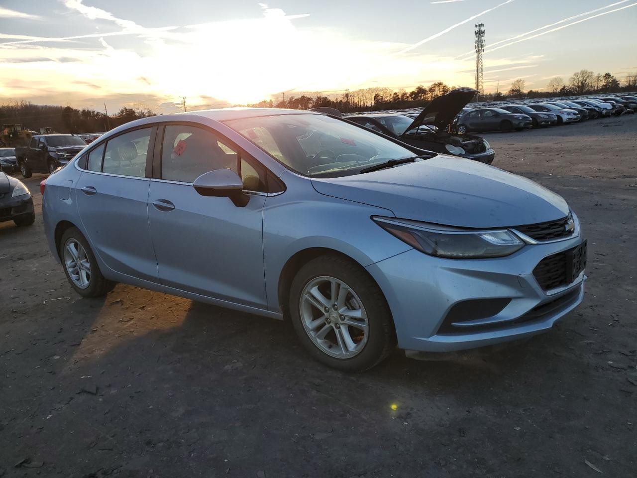 2017 CHEVROLET CRUZE LT - Фото 4